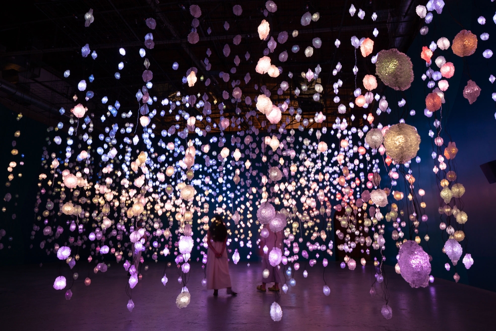 Pixelwald Motherboard (Pixelforest Mutterplatte), 2016. Installation view, The Geffen Contemporary at MOCA, Museum of Contemporary Art Los Angeles, &lsquo;Pipilotti Rist: Big Heartedness, Be My Neighbor&rsquo;, Los Angeles CA, 2021. Photo: Zak Kelley &copy; Pipilotti Rist&nbsp;