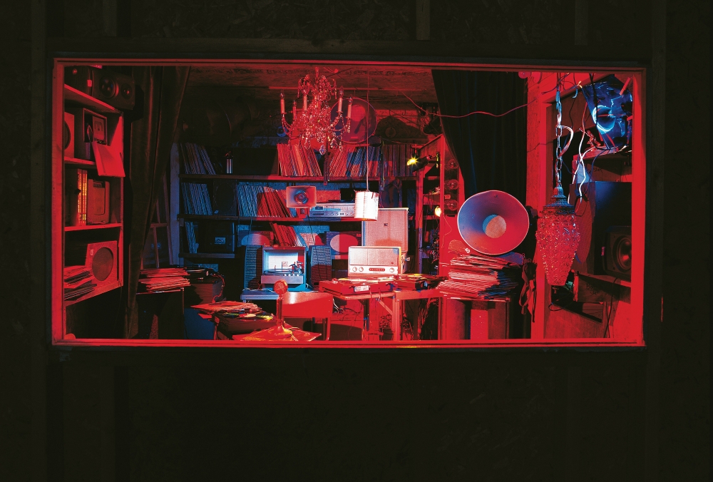Opera for a Small Room, 2005. Mixed-media installation with sound, record players, records, and synchronized lighting
