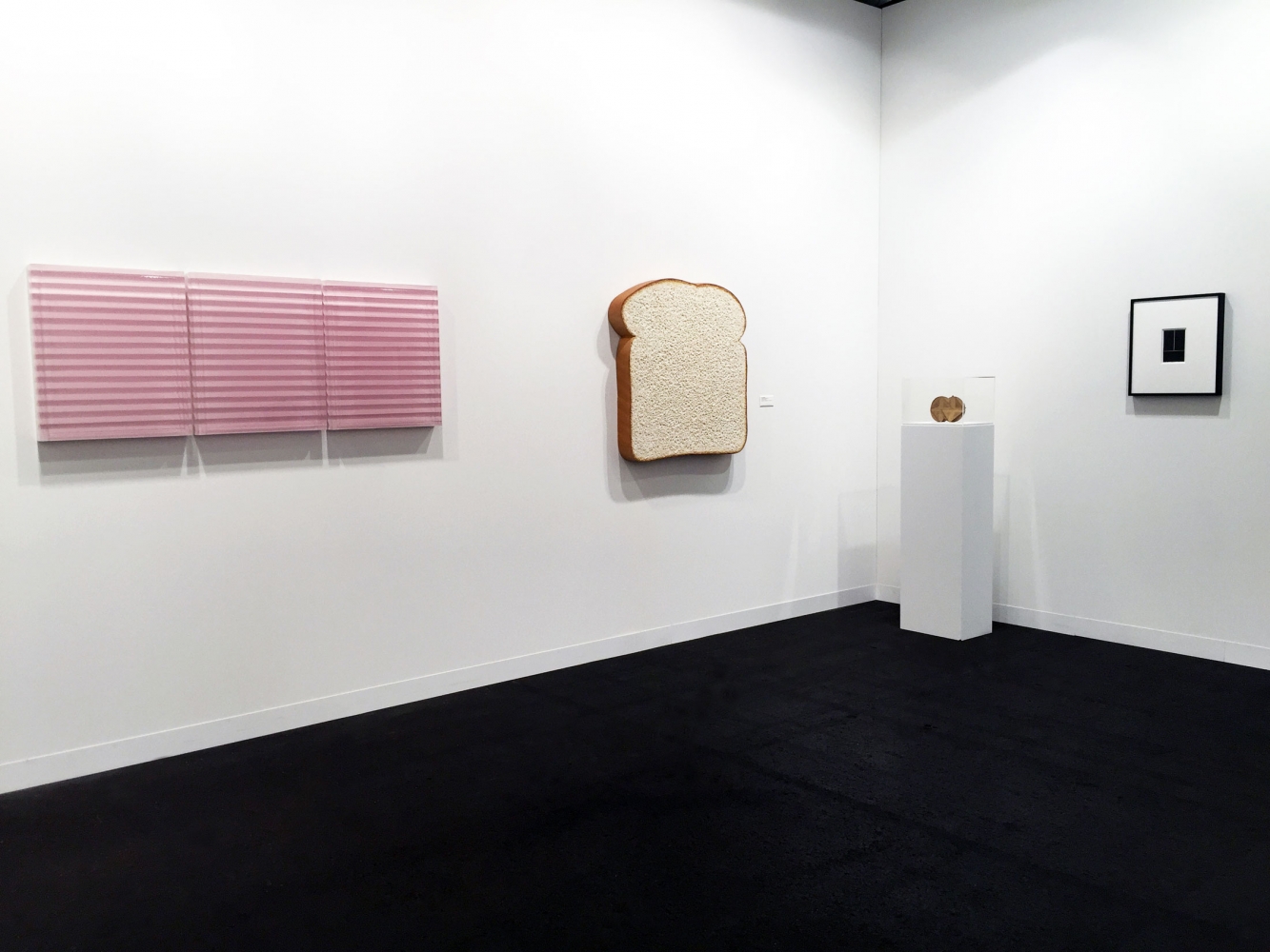 Luhring Augustine

Art Basel, Hall 2.0, Booth A1

Installation view&amp;nbsp;

June 16-19, 2016

Pictured: Rachel Whiteread, Tom Friedman, Lygia Clark