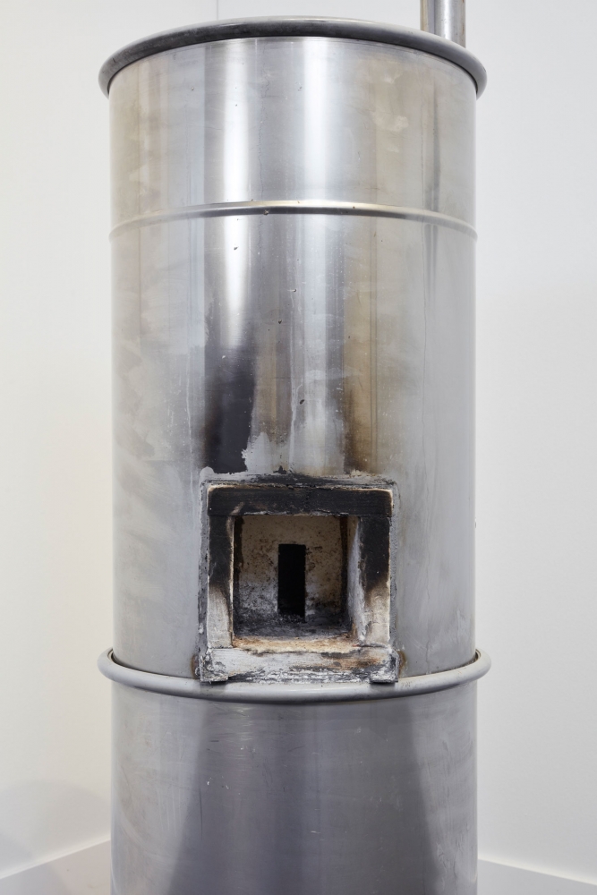 Oscar Tuazon
Rocket Stove (Camp Turtle Island), 2019
Stainless steel drum, ceramic fiber board, mortar, steel, stainless steel
64 1/2 x 17 x 17 inches
(163.8 x 43.2 x 43.2 cm)