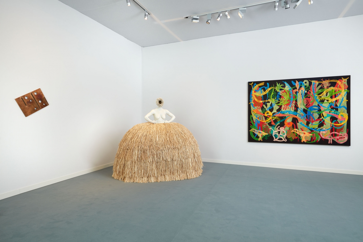 Luhring Augustine

TEFAF New York Spring, Stand 364

Installation view

2019

Pictured from left: Richard Rezac, Simone Leigh, Philip Taaffe