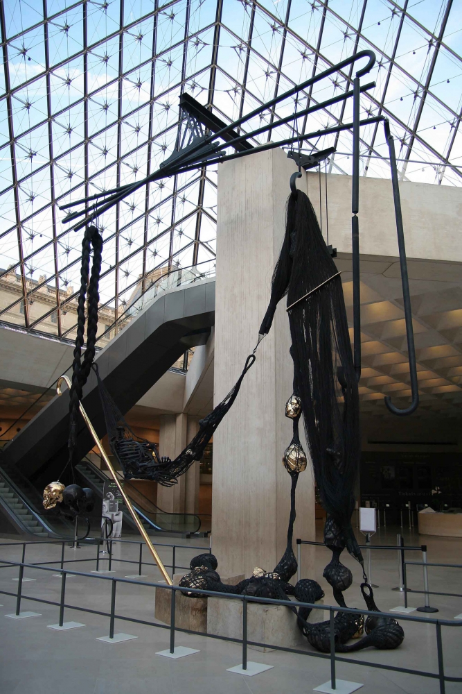 Tunga
&amp;Agrave; la Lumi&amp;egrave;re des Deux Mondes (At the Light of Both Worlds), 2005
Iron, bronze, steel cable and epoxy resin
Dimensions variable
Installation view, Mus&amp;eacute;e du Louvre
September&amp;nbsp;29 &amp;ndash;&amp;nbsp;December 19,&amp;nbsp;2005
Courtesy of Agnut Studio, 2005