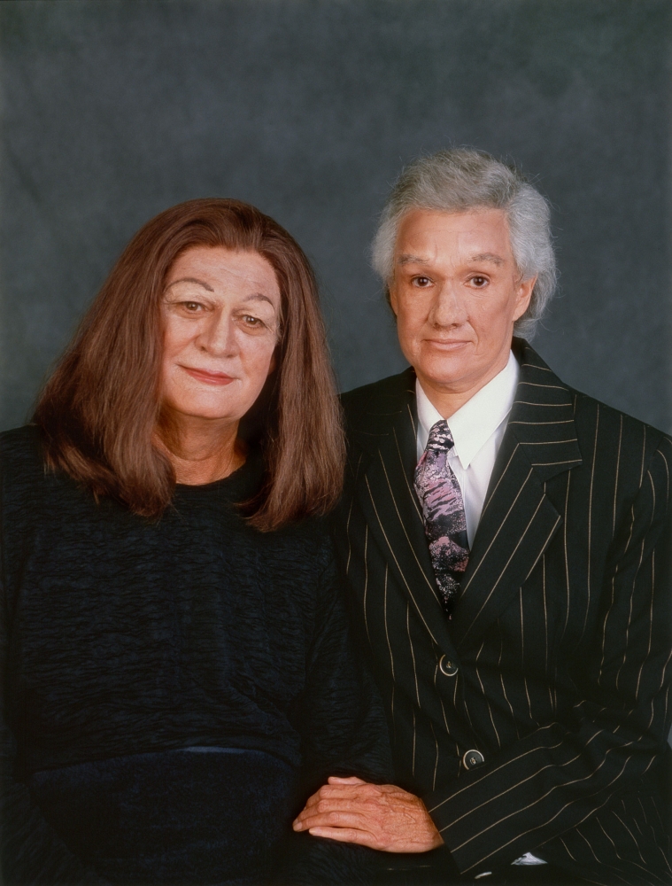 Janine Antoni Mom and Dad, 1994