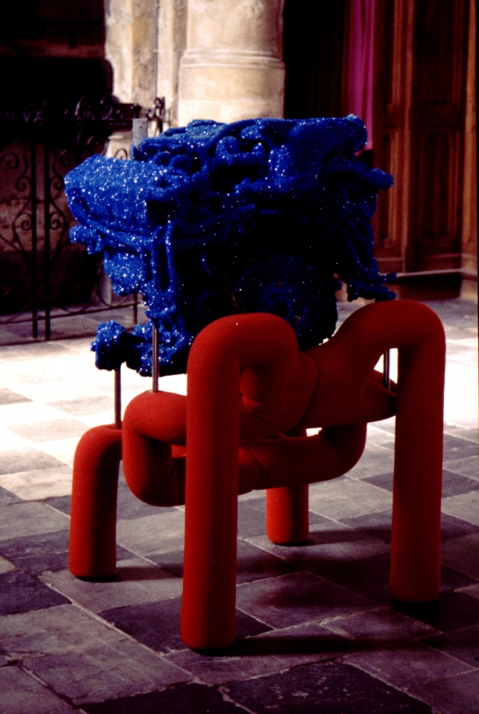 Roger Hiorns
All night chemist, 2004
Chair, engine, copper sulfate, steel
28 1/3&amp;nbsp;x 28 3/4&amp;nbsp;x 49 3/5&amp;nbsp;inches
(72 x 73 x 126 cm)