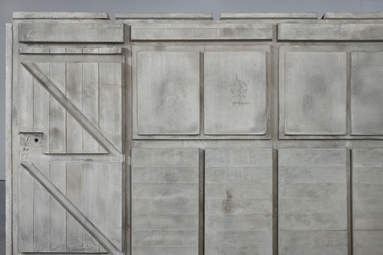 Rachel Whiteread
Detached III, 2012
Detail
Concrete and steel
77 1/8 x 67 11/16 x 115 11/16 inches&amp;nbsp;
(196 x 172 x 294 cm)
