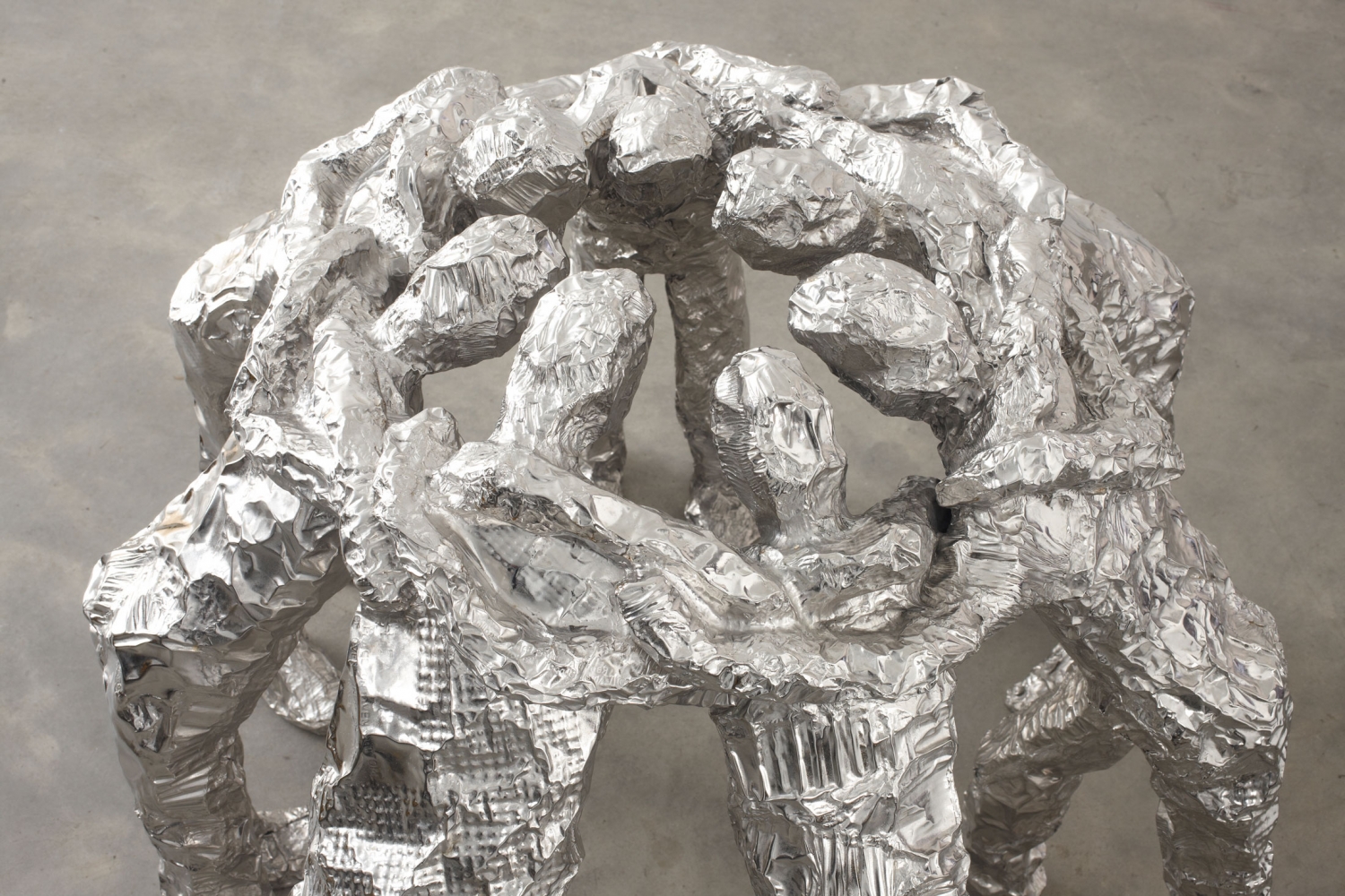 Tom Friedman
Huddle, 2013

Detail
Stainless steel
34 x 35 x 35 inches
(86.36 x 88.9 x 88.9 cm)