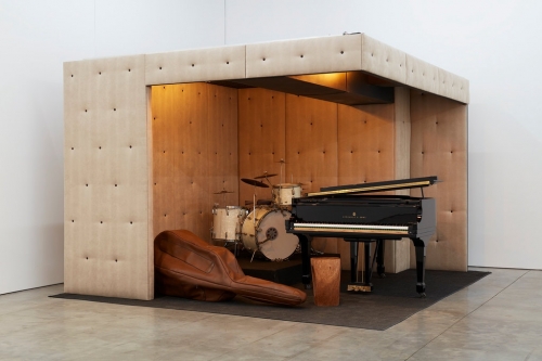 Jason Moran&rsquo;s &ldquo;Staged: Three Deuces&rdquo; (2015), an installation based on New York&rsquo;s Three Deuces jazz club.

Credit: Jason Moran and Luhring Augustine, New York; Farzad Owrang