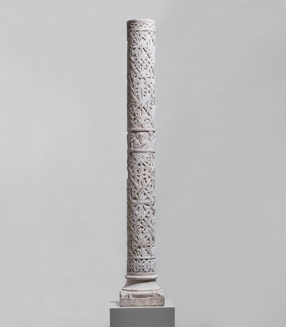 Italo-Byzantine column with acanthus and images of Apostles, c. 1180-1200