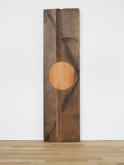 Oscar Tuazon
ON NO, 2021
Spruce and cedar
108 x 30 x 4 inches
(274.3 x 76.2 x 10.2 cm)