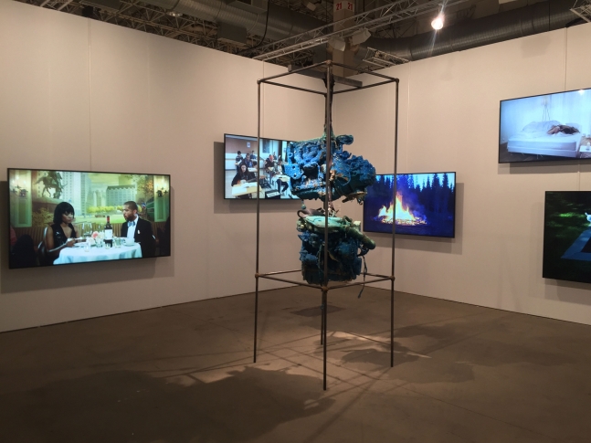 Luhring Augustine

EXPO Chicago

Installation view

2017