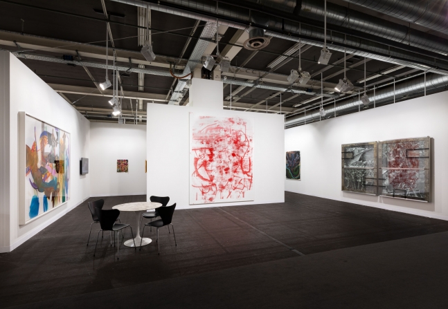 Luhring Augustine

Art Basel, Booth A3

Installation view

2019

Pictured from left: Albert Oehlen, Simone Leigh, Christina Forrer, Christopher Wool, Josh Smith, Reinhard Mucha
